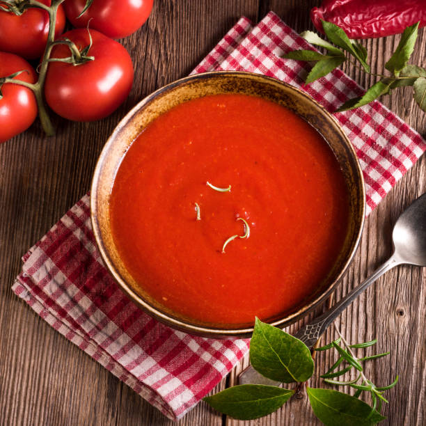 istock Paprika-Tomaten -Soup 1012618118