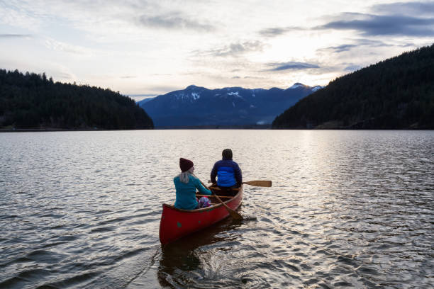 istock Canoeing in Harrison Hot Springs 1012722092