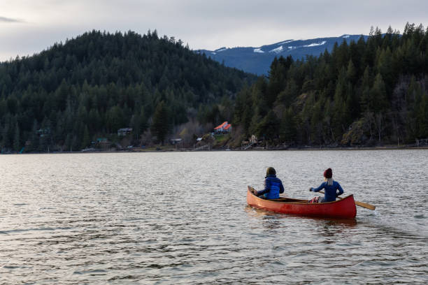istock Canoeing in Harrison Hot Springs 1012722306