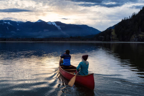 istock Canoeing in Harrison Hot Springs 1012722332