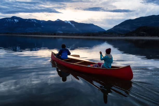 istock Canoeing in Harrison Hot Springs 1012722524