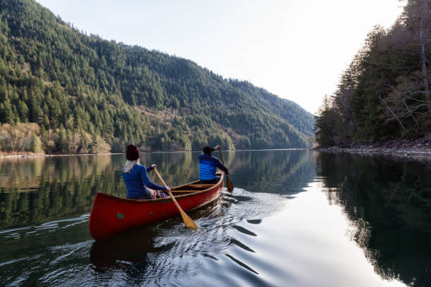 istock Canoeing in Harrison Hot Springs 1012722558