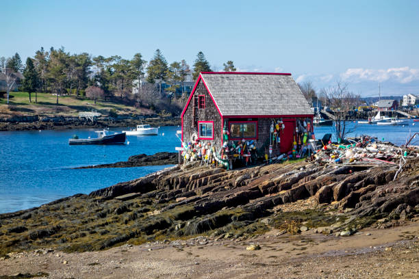 istock Fisherman's cabin in Maine 1012740462