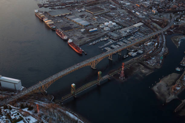 istock Industrial Area in Vancouver 1013112822