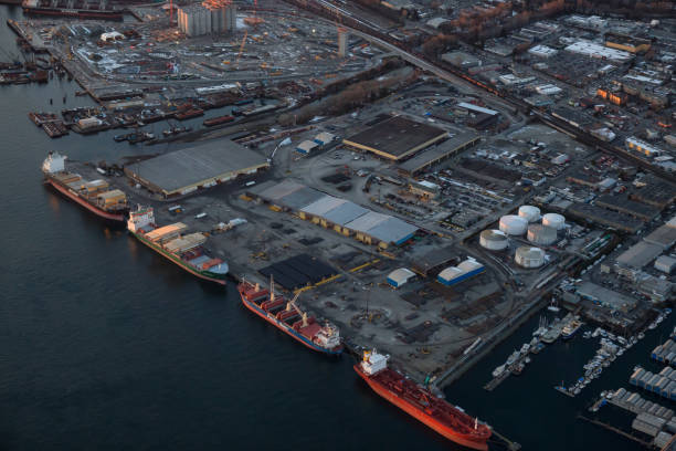 istock Industrial Area in Vancouver 1013114960