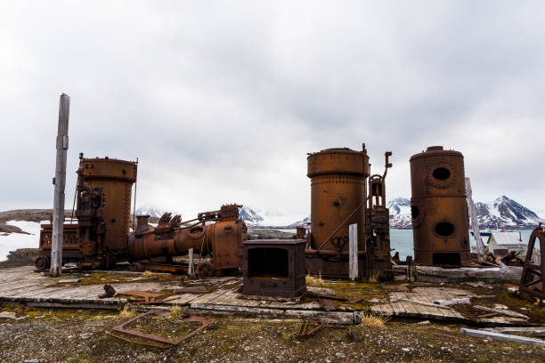 istock Broken Mining equipment in the New London settlement, Svalbard archipelago 1013122720
