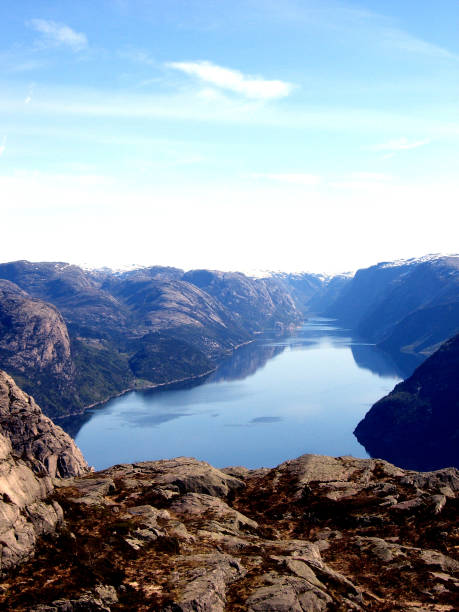 istock Norwegian Fjord 1013133114
