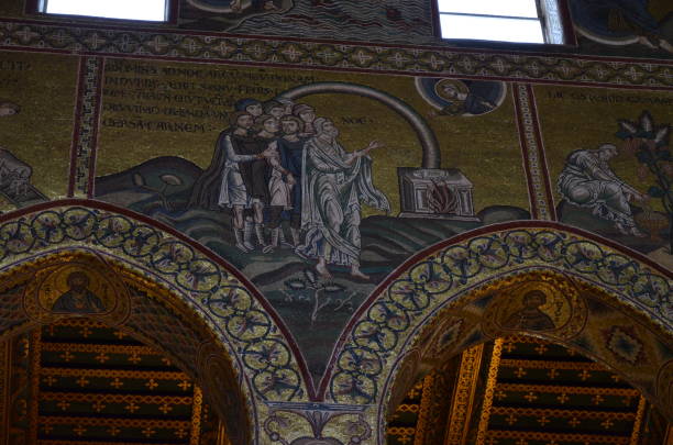 istock Interior of Duomo di Monreale, Sicily 1013143816