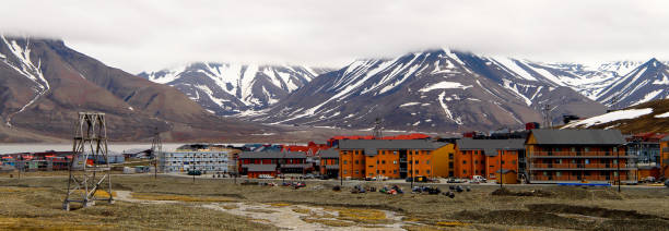 istock Architecture of Longyearbyen, Svalbard, Norway 1013143840