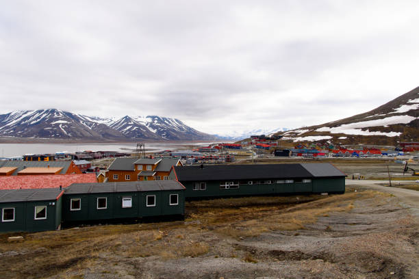 istock Architecture of Longyearbyen, Svalbard, Norway 1013144010