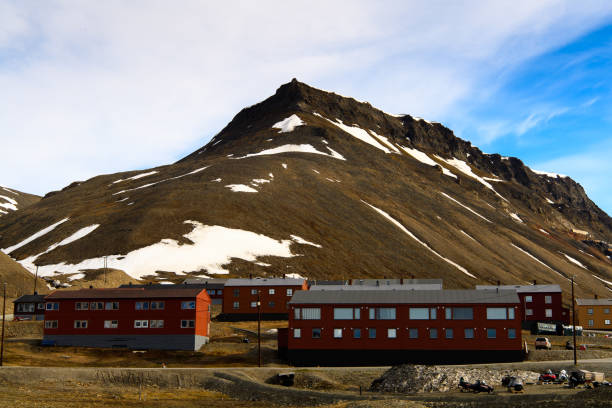 istock House in Longyearbyen, Svalbard, Norway 1013146800