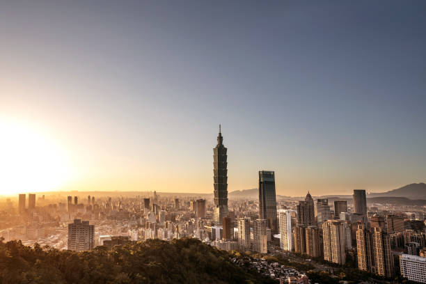 istock Taipei cityscape at sunset 1013147486