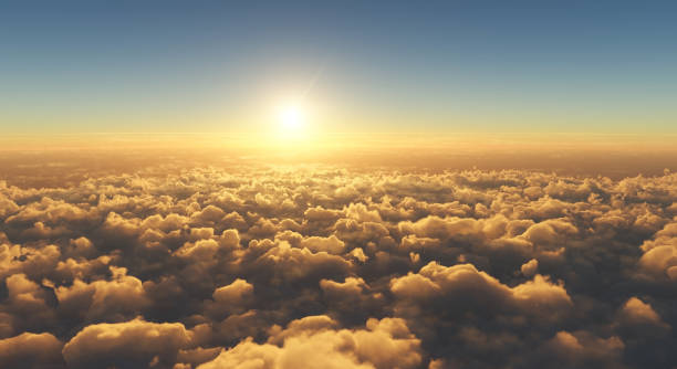 hermosa puesta de sol sobre las nubes - sunbeam cloud panoramic sky fotografías e imágenes de stock