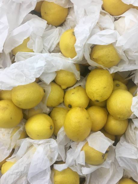 istock A pile of yellow lemons 1013175276