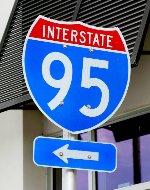 interstate i-95 zeichen - interstate 95 stock-fotos und bilder