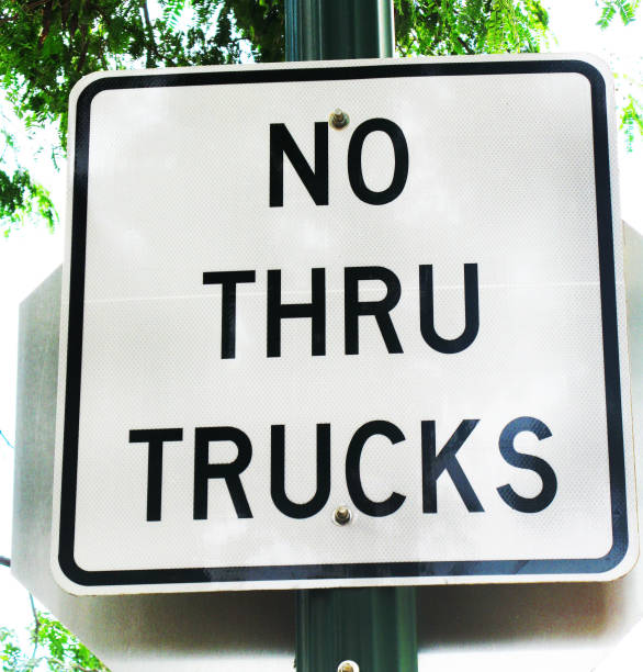 istock No truck Thru Sign 1013374808