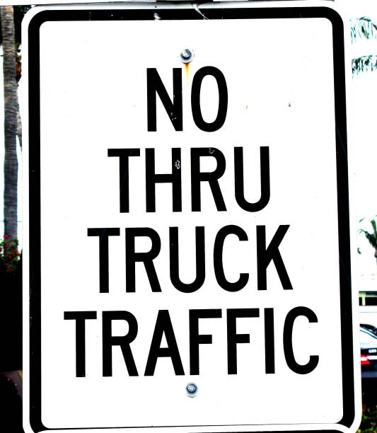 istock No truck Thru Sign 1013374848