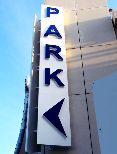 istock Parking Metal Sign 1013377854