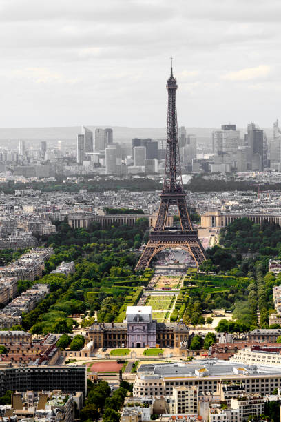 istock Architecture of Paris, France 1013408320