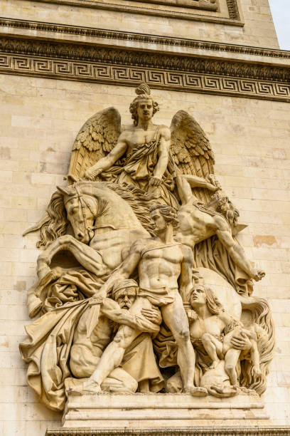 istock Architecture of Paris, France 1013408494