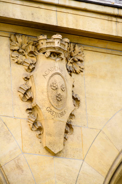 istock Architecture of Paris, France 1013413802