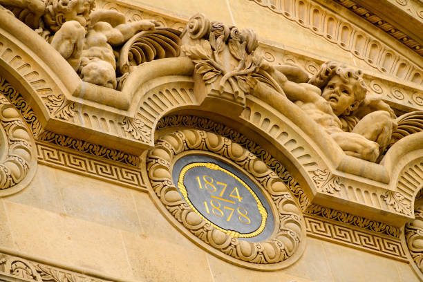 istock Architecture of Paris, France 1013521032
