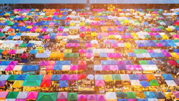 istock Night flea market roof top 1013570574