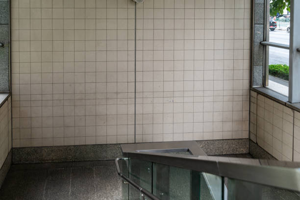 istock Big wall at staircase to subway 1013588172