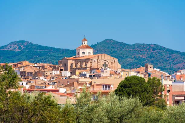 View of Mont-roig del Camp and the church of St. Miguel, Tarragona, Catalunya, Spain. Copy space for text View of Mont-roig del Camp and the church of St. Miguel, Tarragona, Catalunya, Spain. Copy space for text. cambrils stock pictures, royalty-free photos & images