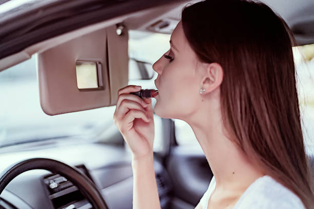 istock I love the confidence that makeup gives me 1013757616