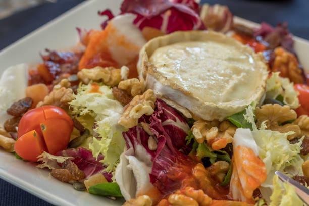 istock Delicious goat cheese salas in a spanish restaurant 1013824414