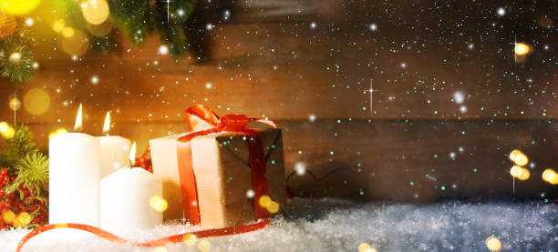 istock Candels With Christmas Decoration 1013872994