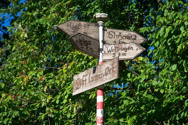 istock Direction sign at Offlumer Lake in Germany 1013904130