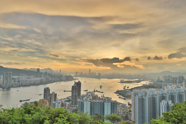 istock an Victoria Harbour at  sunset, Devils Peak hk 1014056818