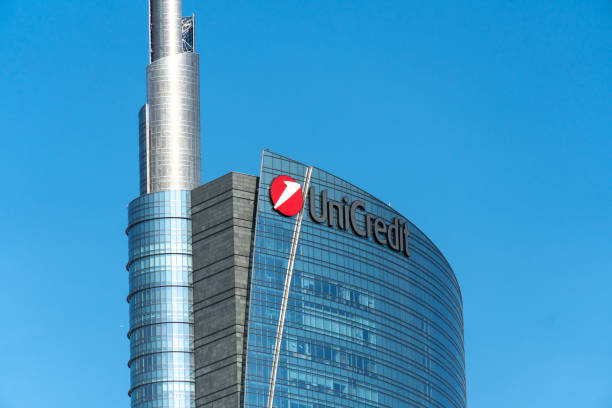 grattacielo unicredit tower a milano - branding marketing sign brand name foto e immagini stock