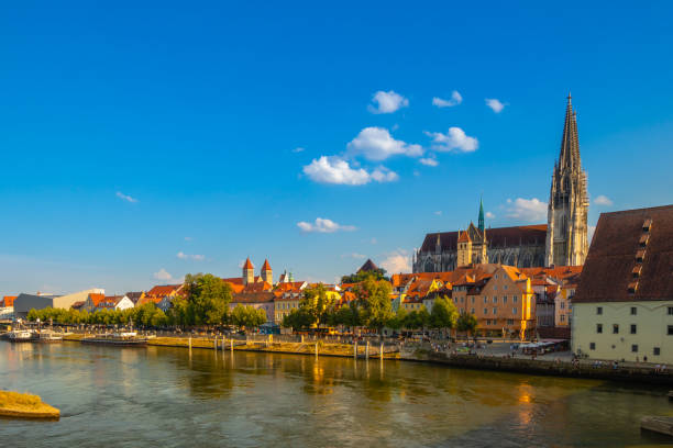istock Panoramic view on Danube river with Regensburg Cathedral, Germany 1014167886