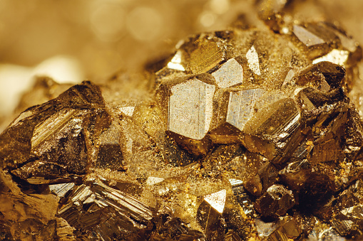 Primer plano detallado de la pirita de hierro Mineral también conocido como oro de los tontos photo