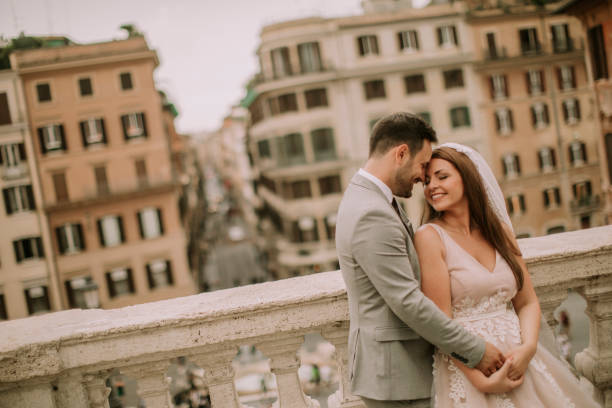 istock Wedding couple in Rome, Italy 1014239014