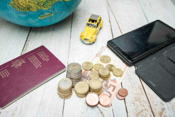 istock money before traveling 1014243198