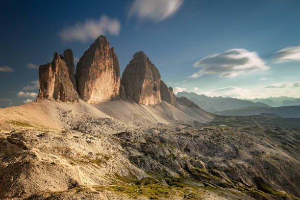 istock Three Peaks of Lavaredo 1014253604