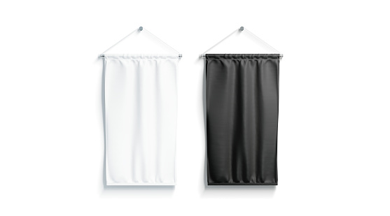 Banderín en blanco y negro rectángulo imitan para arriba, aislado photo