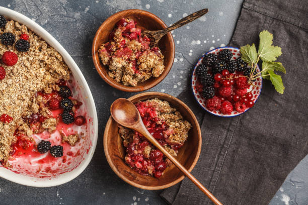 istock Breakfast with coffee and crumble pie, dark background, healthy vegan breakfast concept. 1014462032