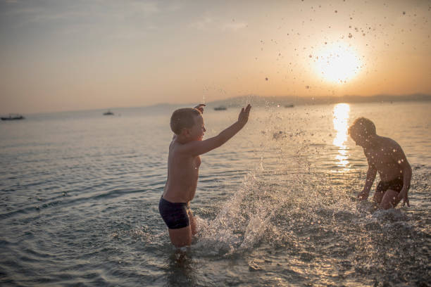 istock Sunrise by the sea 1014488774