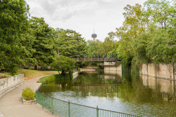 istock San Antonio River With Tower in Background 1014493790