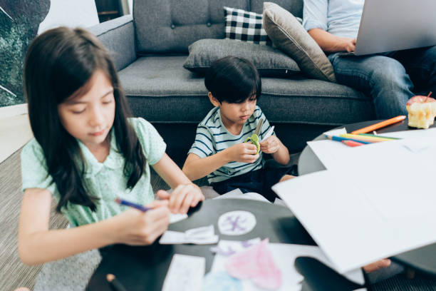 istock Children Art and Craft At Home 1014494076