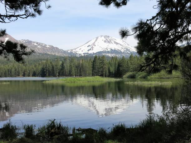 istock Mount Lassen, Lassen Volcanic National Park, USA 1014662126