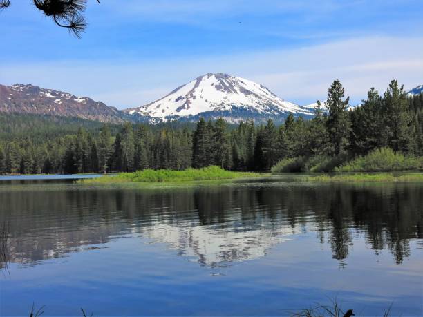 istock Mount Lassen, Lassen Volcanic National Park, USA 1014662220