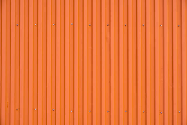 fundo e textura de contêiner laranja linha listrada - corrugated steel - fotografias e filmes do acervo