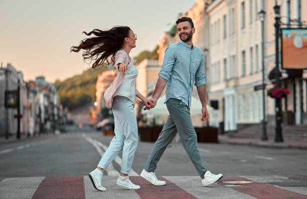 istock Romantic couple in the city 1014775310