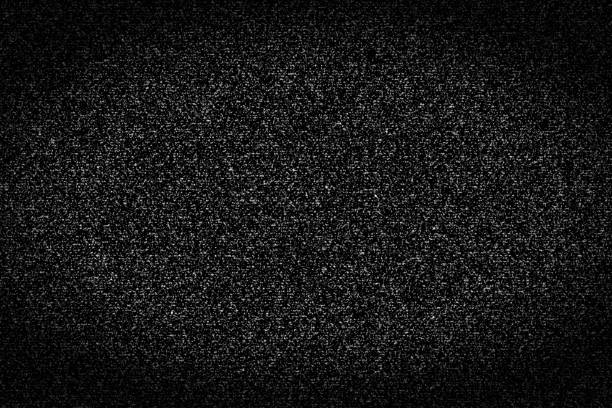 televisione in bianco e nero scuro statica - analogico foto e immagini stock